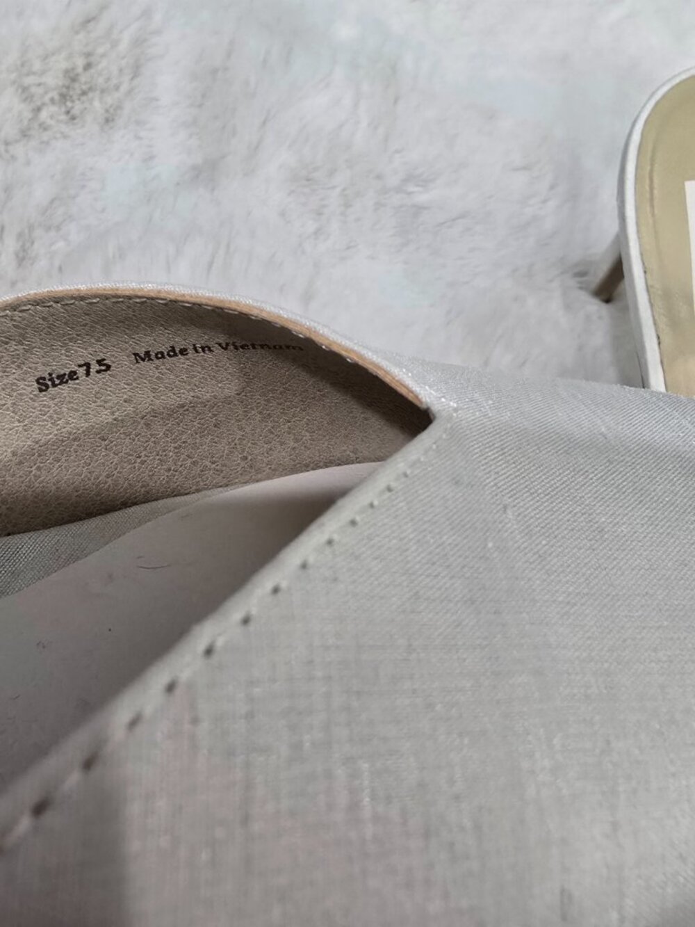 Dolce Vita Kanika Pearl Heels Vanilla Silk Womens Size 7.5 Bride Bridal Party - Picture 12 of 12